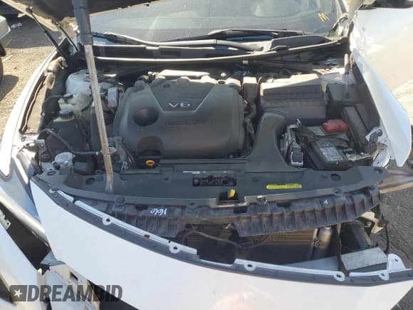 ✅ 2020 Nissan Maxima SL • VIN: 1N4AA6DV1LC380159 • Lot: 82186255. Listed on Copart with 121,488 mi. Free auction sales archive from the USA and detailed vehicle history report at DreamBid. Image 11.