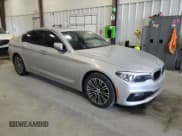 ✅ 2018 BMW 5 Series 540i • VIN: WBAJE5C5XJG918502 • Lot: 44766125. Wystawiony na Copart z przebiegiem 41 805 mil. Bezpłatny archiwum sprzedaży aukcyjnych z USA i szczegółowy raport historii pojazdu na DreamBid. Zdjęcie 4.