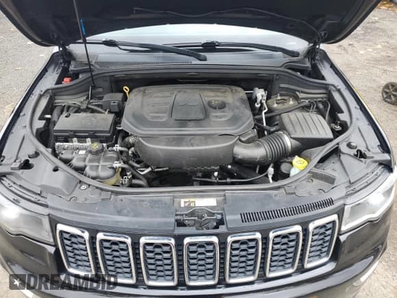 ✅ 2017 Jeep Grand Cherokee Altitude • VIN: 1C4RJFAG7HC891885 • Lot: 90850565. Listed on Copart with 181,208 mi. Free auction sales archive from the USA and detailed vehicle history report at DreamBid. Image 12.