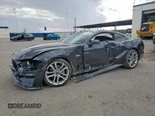 ✅ 2022 Ford Mustang GT Premium • VIN: 1FA6P8CF7N5139692 • Лот: 81474015. Опубликован ранее на Copart с пробегом 20 666 миль. Бесплатный доступ к архиву аукционных продаж из США и подробный отчёт об истории автомобиля на DreamBid. Изображение 1.