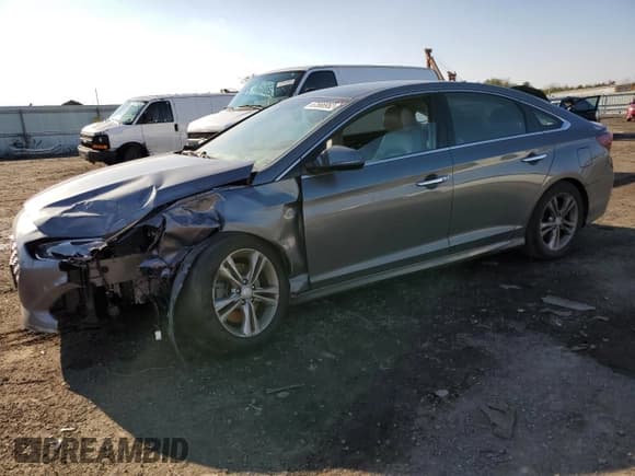 ✅ 2018 Hyundai Sonata Limited • VIN: 5NPE34AF0JH722516 • Lot: 67566952. Listed on Copart with 81,105 mi. Free auction sales archive from the USA and detailed vehicle history report at DreamBid. Image 1.