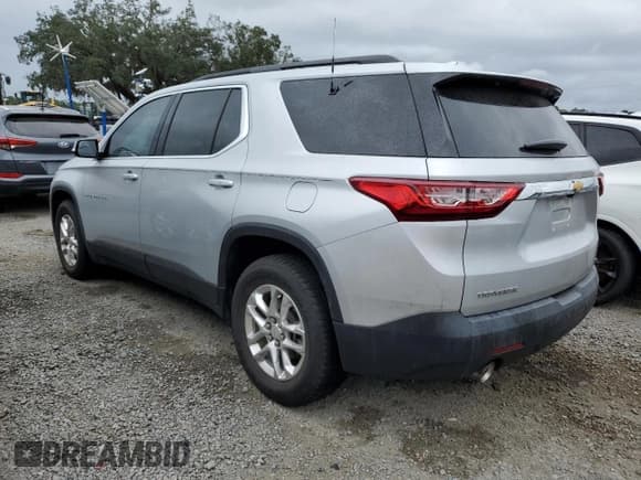 ✅ 2020 Chevrolet Traverse LT Cloth • VIN: 1GNERGKW6LJ129954 • Lot: 73914594. Wystawiony na Copart z przebiegiem Nie podano. Bezpłatny archiwum sprzedaży aukcyjnych z USA i szczegółowy raport historii pojazdu na DreamBid. Zdjęcie 2.