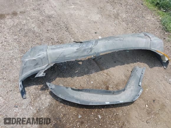 ✅ 2007 GMC Canyon SLE2 • VIN: 1GTDT13E178250154 • Lot: 42305794. Listed on IAAI with 106,818 mi. Free auction sales archive from the USA and detailed vehicle history report at DreamBid. Image 12.