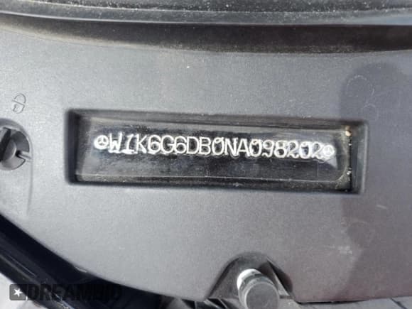 ✅ 2022 Mercedes-Benz S 500 • VIN: W1K6G6DB0NA098202 • Лот: 71781425. Опубликован ранее на Copart с пробегом 36 003 миль. Бесплатный доступ к архиву аукционных продаж из США и подробный отчёт об истории автомобиля на DreamBid. Изображение 12.