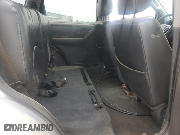 ✅ 2003 Mazda Tribute ES • VIN: 4F2CZ06123KM13033 • Лот: 60895565. Опубликован ранее на Copart с пробегом 219 939 миль. Бесплатный доступ к архиву аукционных продаж из США и подробный отчёт об истории автомобиля на DreamBid. Изображение 11.