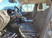 ✅ 2016 Jeep Renegade Latitude • VIN: ZACCJABW9GPD26529 • Лот: 81496075. Опубликован ранее на Copart с пробегом 78 290 миль. Бесплатный доступ к архиву аукционных продаж из США и подробный отчёт об истории автомобиля на DreamBid. Изображение 7.