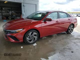 2024 Hyundai Elantra SEL с VIN KMHLS4DG7RU830143, выставлен на аукционе Copart как лот 62723215 с пробегом 3 746 миль миль и На запчасти • Non repairable. История ставок и продаж доступна на DreamBid. Изображение 1.
