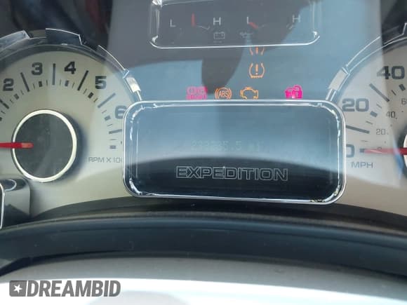 ✅ 2011 Ford Expedition Limited • VIN: 1FMJU1K51BEF25562 • Лот: 42932450. Опубликован ранее на IAAI с пробегом 233 285 миль. Бесплатный доступ к архиву аукционных продаж из США и подробный отчёт об истории автомобиля на DreamBid. Изображение 7.