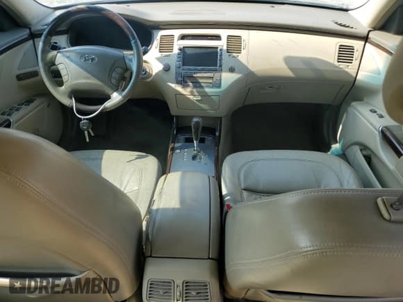 ✅ 2011 Hyundai Azera Limited • VIN: KMHFC4DF5BA526446 • Лот: 80666465. Опубликован ранее на Copart с пробегом 201 338 миль. Бесплатный доступ к архиву аукционных продаж из США и подробный отчёт об истории автомобиля на DreamBid. Изображение 8.