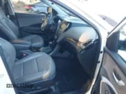 ✅ 2017 Hyundai Santa Fe Ultimate • VIN: 5XYZW4LA3HG425669 • Lot: 43610742. Listed on IAAI with 106,617 mi. Free auction sales archive from the USA and detailed vehicle history report at DreamBid. Image 5.