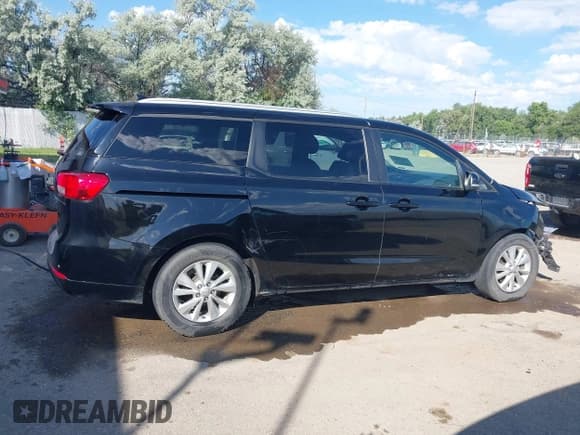 ✅ 2018 Kia Sedona LX • VIN: KNDMB5C10J6423849 • Лот: 42614045. Опубликован ранее на IAAI с пробегом 158 643 миль. Бесплатный доступ к архиву аукционных продаж из США и подробный отчёт об истории автомобиля на DreamBid. Изображение 14.