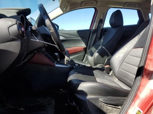 ✅ 2016 Mazda CX-3 Touring • VIN: JM1DKBC78G0113754 • Lot: 84260855. Wystawiony na Copart z przebiegiem 79 267 mil. Bezpłatny archiwum sprzedaży aukcyjnych z USA i szczegółowy raport historii pojazdu na DreamBid. Zdjęcie 7.