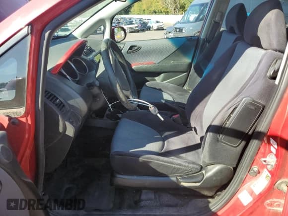 ✅ 2007 Honda Fit Sport • VIN: JHMGD37657S001365 • Lot: 85577315. Wystawiony na Copart z przebiegiem 215 440 mil. Bezpłatny archiwum sprzedaży aukcyjnych z USA i szczegółowy raport historii pojazdu na DreamBid. Zdjęcie 7.