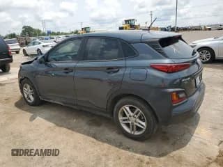✅ 2021 Hyundai Kona SE • VIN: KM8K12AA2MU645767 • Лот: 64798914. Опубликован ранее на Copart с пробегом 78 793 миль. Бесплатный доступ к архиву аукционных продаж из США и подробный отчёт об истории автомобиля на DreamBid. Изображение 2.