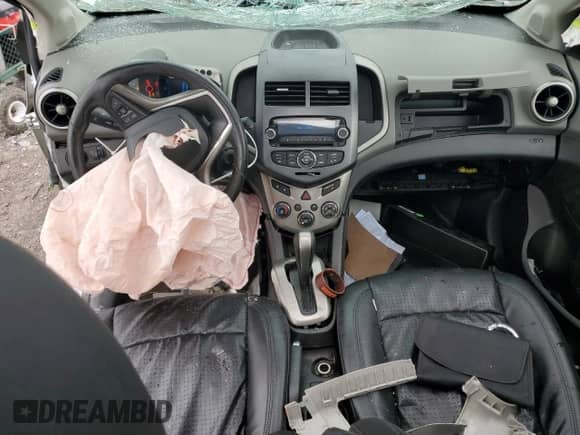 2012 Chevrolet Sonic LTZ with VIN 1G1JE5SH9C4125235, listed as a Copart auction lot 60902575 with 120,154 mi miles and Non repairable. Bid and sale history available at DreamBid. Image 8.