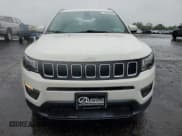 ✅ 2019 Jeep Compass Latitude • VIN: 3C4NJCBB3KT658145 • Lot: 58084875. Listed on Copart with 82,314 mi. Free auction sales archive from the USA and detailed vehicle history report at DreamBid. Image 5.