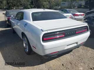 2016 Dodge Challenger SXT Plus z VIN 2C3CDZAG9GH143069, wystawiony jako IAAI lot #43344802 z przebiegiem 108 147 mil mil oraz . Historia ofert i sprzedaży dostępna na DreamBid. Obrazek 3.