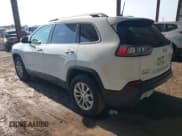 ✅ 2019 Jeep Cherokee Latitude • VIN: 1C4PJMCB0KD127147 • Lot: 42907163. Wystawiony na IAAI z przebiegiem 83 611 mil. Bezpłatny archiwum sprzedaży aukcyjnych z USA i szczegółowy raport historii pojazdu na DreamBid. Zdjęcie 3.