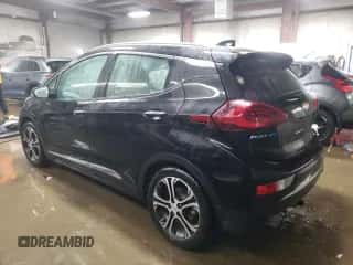 2019 Chevrolet Bolt EV Premier z VIN 1G1FZ6S07K4101301, wystawiony jako Copart lot #42653284 z przebiegiem 26 879 mil mil oraz . Historia ofert i sprzedaży dostępna na DreamBid. Obrazek 2.