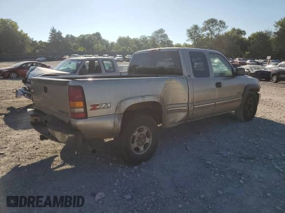 ✅ 2000 Chevrolet Silverado 1500 LT • VIN: 2GCEK19T4Y1307531 • Lot: 62422484. Wystawiony na Copart z przebiegiem 200 088 mil mil. Skorzystaj z bezpłatnego archiwum sprzedaży aukcyjnych z USA i zobacz szczegółowy raport historii pojazdu na DreamBid. Zdjęcie 3.