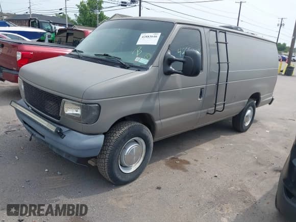 ✅ 2006 Ford Econoline Cargo Recreational • VIN: 1FTSS34P36HB17948 • Lot: 42883646. Wystawiony na IAAI z przebiegiem Nie podano. Bezpłatny archiwum sprzedaży aukcyjnych z USA i szczegółowy raport historii pojazdu na DreamBid. Zdjęcie 2.