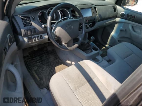 ✅ 2011 Toyota Tacoma • VIN: 5TFPX4EN0BX006588 • Lot: 70730505. Wystawiony na Copart z przebiegiem 77 030 mil. Bezpłatny archiwum sprzedaży aukcyjnych z USA i szczegółowy raport historii pojazdu na DreamBid. Zdjęcie 8.