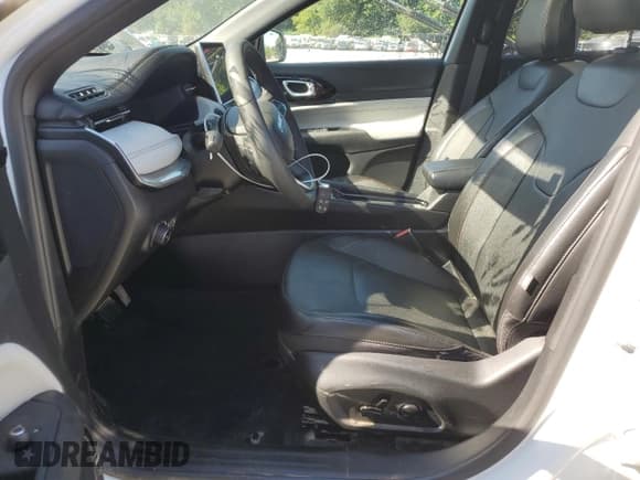 ✅ 2023 Jeep Compass Limited • VIN: 3C4NJDCN5PT531421 • Лот: 68308795. Опубликован ранее на Copart с пробегом Не указан. Бесплатный доступ к архиву аукционных продаж из США и подробный отчёт об истории автомобиля на DreamBid. Изображение 7.