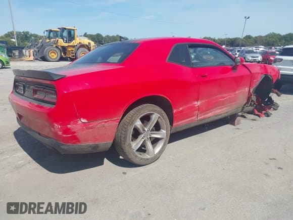 ✅ 2016 Dodge Challenger R/T Plus • VIN: 2C3CDZBT3GH299992 • Lot: 43188443. Listed on IAAI with 57,177 mi. Free auction sales archive from the USA and detailed vehicle history report at DreamBid. Image 4.