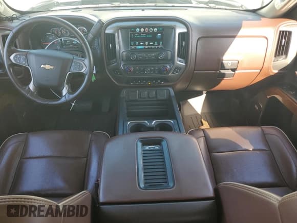 ✅ 2019 Chevrolet Silverado 2500HD High Country • VIN: 1GC1KUEY7KF198273 • Lot: 92484075. Listed on Copart with 110,986 mi. Free auction sales archive from the USA and detailed vehicle history report at DreamBid. Image 8.
