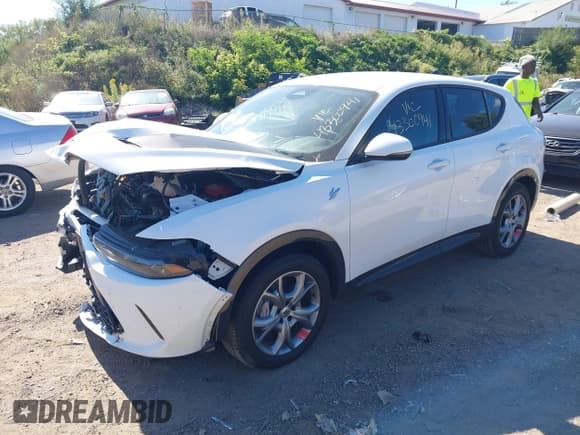 ✅ 2024 Dodge Hornet R/T • VIN: ZACPDFCW1R3A31455 • Lot: 43300941. Listed on IAAI with 29,759 mi. Free auction sales archive from the USA and detailed vehicle history report at DreamBid. Image 2.