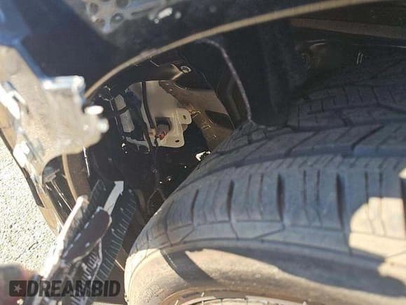 ✅ 2025 Chevrolet Traverse AWD High Country • VIN: 1GNEVKRS6SJ176899 • Lot: 43658756. Wystawiony na IAAI z przebiegiem 18 060 mil. Bezpłatny archiwum sprzedaży aukcyjnych z USA i szczegółowy raport historii pojazdu na DreamBid. Zdjęcie 23.