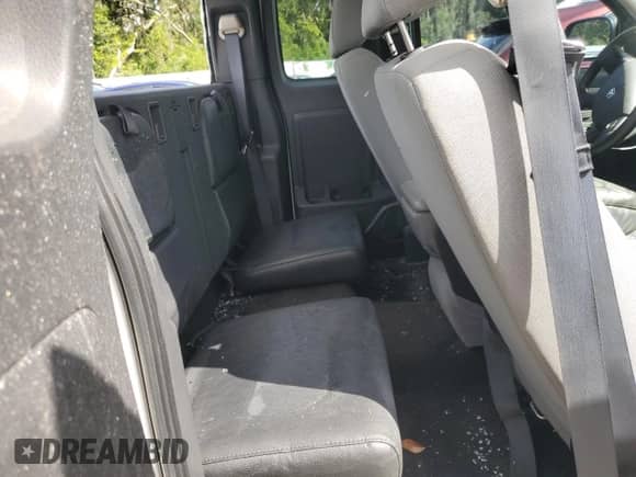 2008 Dodge Dakota SXT z VIN 1D3HE32N08S590285, wystawiony jako Copart lot #70613174 z przebiegiem 60 338 mil mil oraz Szkoda całkowita • Salvage title. Historia ofert i sprzedaży dostępna na DreamBid. Obrazek 10.