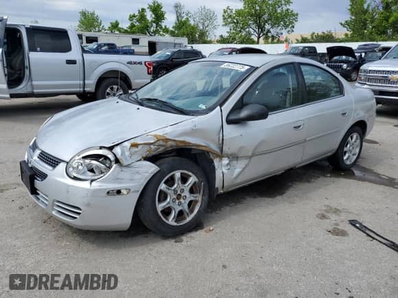 2005 Dodge Neon SXT z VIN 1B3ES56C15D149212, wystawiony jako Copart lot #56222775 z przebiegiem 112 383 mil mil oraz Szkoda całkowita • Salvage title. Historia ofert i sprzedaży dostępna na DreamBid. Obrazek 1.