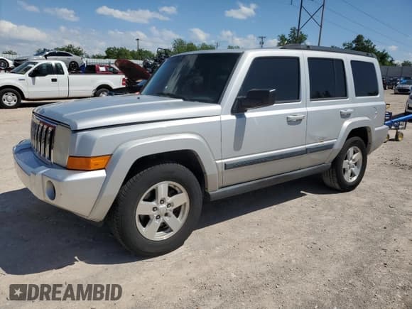 ✅ 2007 Jeep Commander Sport • VIN: 1J8HG48K87C653673 • Lot: 50771524. Wystawiony na Copart z przebiegiem 213 411 mil. Bezpłatny archiwum sprzedaży aukcyjnych z USA i szczegółowy raport historii pojazdu na DreamBid. Zdjęcie 1.