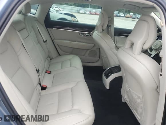 ✅ 2018 Volvo S90 Momentum • VIN: LVY992MK1JP026757 • Лот: 63067245. Опубликован ранее на Copart с пробегом 89 643 миль. Бесплатный доступ к архиву аукционных продаж из США и подробный отчёт об истории автомобиля на DreamBid. Изображение 10.