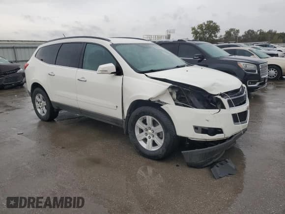 ✅ 2011 Chevrolet Traverse 1LT • VIN: 1GNKRGED7BJ395060 • Lot: 89890195. Wystawiony na Copart z przebiegiem 219 950 mil. Bezpłatny archiwum sprzedaży aukcyjnych z USA i szczegółowy raport historii pojazdu na DreamBid. Zdjęcie 4.