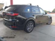 ✅ 2024 Mazda CX-90 Preferred • VIN: JM3KKBHD4R1183147 • Lot: 43486584. Wystawiony na IAAI z przebiegiem 33 747 mil. Bezpłatny archiwum sprzedaży aukcyjnych z USA i szczegółowy raport historii pojazdu na DreamBid. Zdjęcie 4.