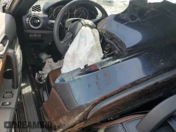 ✅ 2014 Mazda MX-5 Miata Grand Touring • VIN: JM1NC2PF8E0235725 • Лот: 53862045. Опубликован ранее на Copart с пробегом Не указан. Бесплатный доступ к архиву аукционных продаж из США и подробный отчёт об истории автомобиля на DreamBid. Изображение 8.