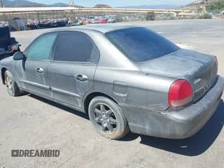 ✅ 2000 Hyundai Sonata GLS • VIN: KMHWF35V5YA288078 • Lot: 42710950. Listed on IAAI with 151,560 mi. Free auction sales archive from the USA and detailed vehicle history report at DreamBid. Image 3.