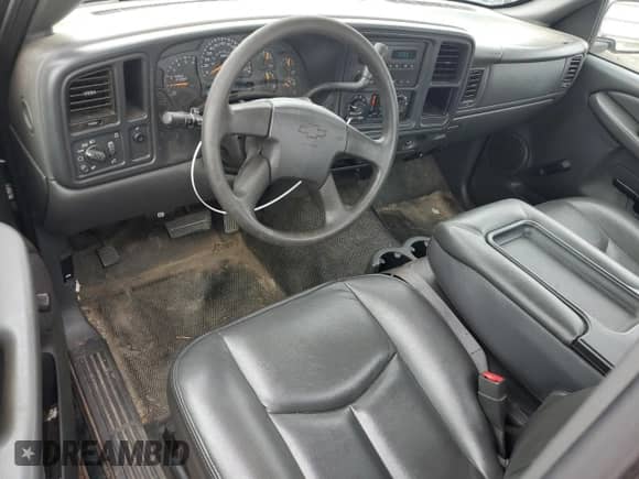 ✅ 2005 Chevrolet Silverado 1500 Work Truck • VIN: 1GCEC14X75Z138339 • Lot: 74379614. Wystawiony na Copart z przebiegiem 133 407 mil mil. Skorzystaj z bezpłatnego archiwum sprzedaży aukcyjnych z USA i zobacz szczegółowy raport historii pojazdu na DreamBid. Zdjęcie 8.