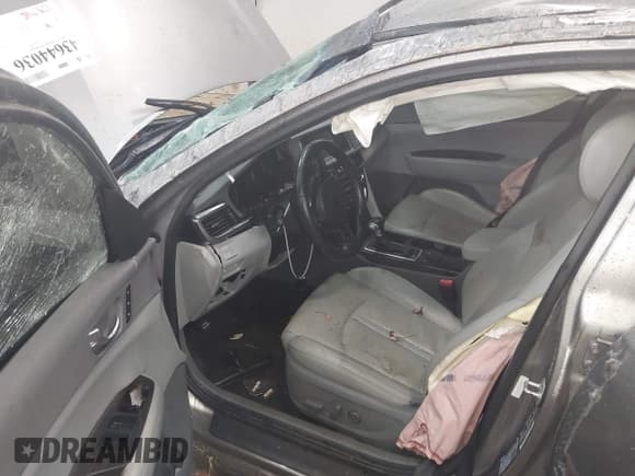 ✅ 2018 Kia Optima EX • VIN: 5XXGU4L30JG273357 • Lot: 43644036. Listed on IAAI with 125,746 mi. Free auction sales archive from the USA and detailed vehicle history report at DreamBid. Image 5.