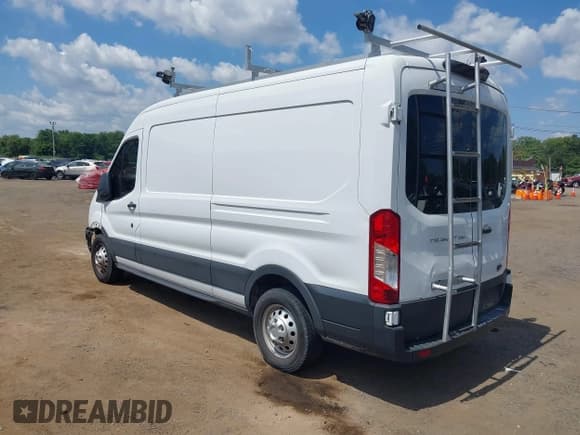✅ 2021 Ford Transit Cargo • VIN: 1FTBR2C86MKA48608 • Лот: 42963335. Опубликован ранее на IAAI с пробегом 42 621 миль. Бесплатный доступ к архиву аукционных продаж из США и подробный отчёт об истории автомобиля на DreamBid. Изображение 3.