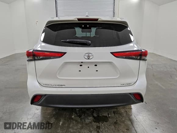 ✅ 2021 Toyota Highlander LE • VIN: 5TDBZRBH0MS070154 • Lot: 95152995. Listed on Copart with 95,901 mi. Free auction sales archive from the USA and detailed vehicle history report at DreamBid. Image 6.