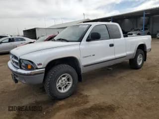 ✅ 2000 Dodge Dakota Sport • VIN: 1B7GG22N1YS526748 • Lot: 56950135. Wystawiony na Copart z przebiegiem 144 702 mil. Bezpłatny archiwum sprzedaży aukcyjnych z USA i szczegółowy raport historii pojazdu na DreamBid. Zdjęcie 1.