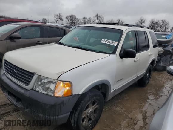 ✅ 2002 Ford Explorer • VIN: 1FMZU75E12ZB96453 • Lot: 89016865. Wystawiony na Copart z przebiegiem Nie podano. Bezpłatny archiwum sprzedaży aukcyjnych z USA i szczegółowy raport historii pojazdu na DreamBid. Zdjęcie 1.