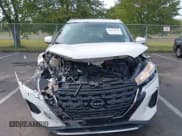 ✅ 2024 Nissan Kicks SV • VIN: 3N1CP5CV3RL476436 • Lot: 43192170. Listed on IAAI with 22,772 mi. Free auction sales archive from the USA and detailed vehicle history report at DreamBid. Image 12.