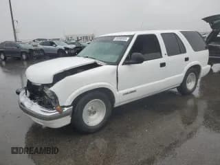 ✅ 1999 Chevrolet Blazer • VIN: 1GNCS13WXXK121279 • Lot: 55698505. Wystawiony na Copart z przebiegiem 123 459 mil. Bezpłatny archiwum sprzedaży aukcyjnych z USA i szczegółowy raport historii pojazdu na DreamBid. Zdjęcie 1.