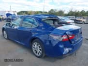 ✅ 2023 Toyota Camry LE • VIN: 4T1R11AK2PU130970 • Lot: 43417043. Wystawiony na IAAI z przebiegiem 26 938 mil. Bezpłatny archiwum sprzedaży aukcyjnych z USA i szczegółowy raport historii pojazdu na DreamBid. Zdjęcie 3.