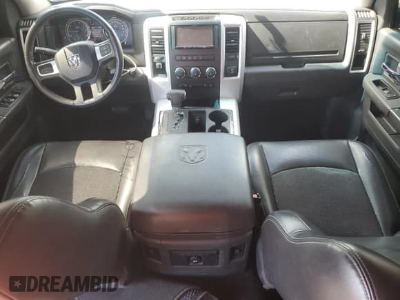 ✅ 2009 Dodge 1500 Sport • VIN: 1D3HB13T89S790245 • Lot: 43727645. Wystawiony na Copart z przebiegiem 209 917 mil. Bezpłatny archiwum sprzedaży aukcyjnych z USA i szczegółowy raport historii pojazdu na DreamBid. Zdjęcie 8.