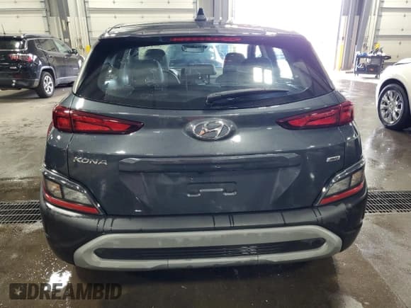 ✅ 2022 Hyundai Kona SE • VIN: KM8K2CAB3NU760200 • Лот: 84888615. Опубликован ранее на Copart с пробегом 47 637 миль. Бесплатный доступ к архиву аукционных продаж из США и подробный отчёт об истории автомобиля на DreamBid. Изображение 6.